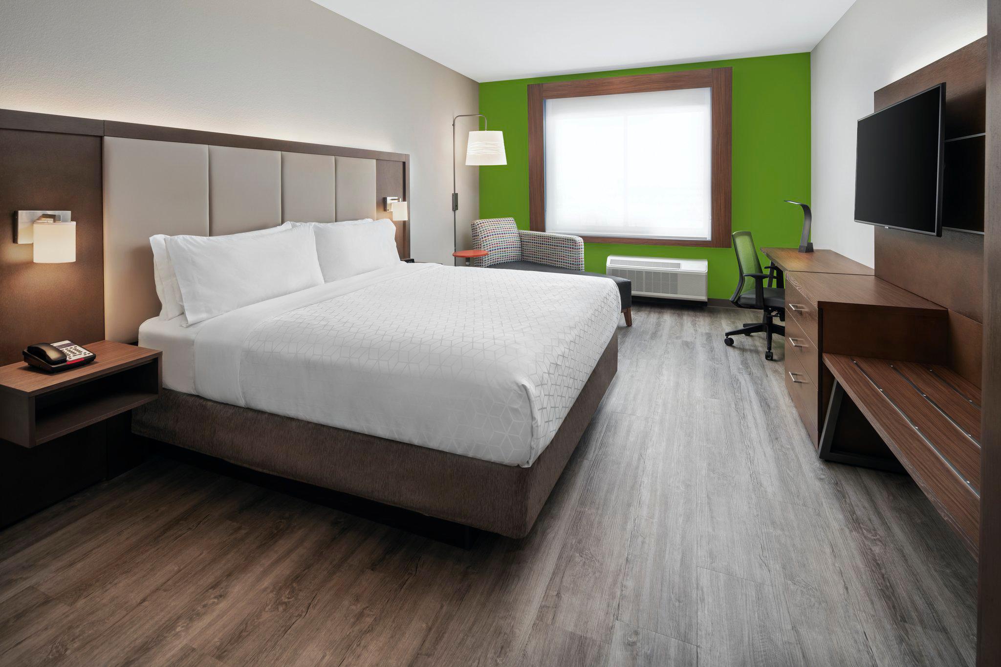 Фото Holiday Inn Express & Suites Midland Loop 250, an Ihg Hotel