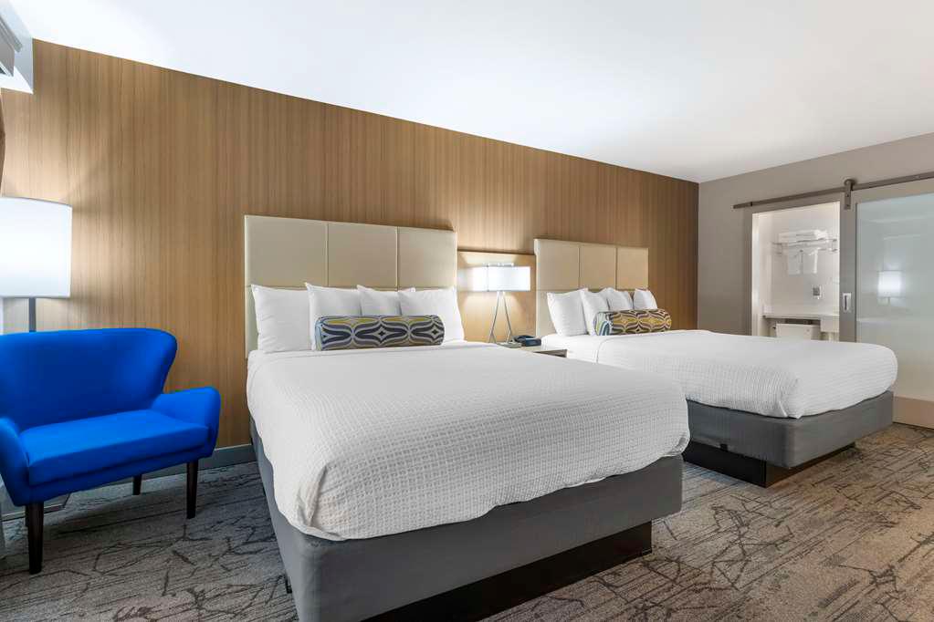 Фото Best Western Red Coach Inn