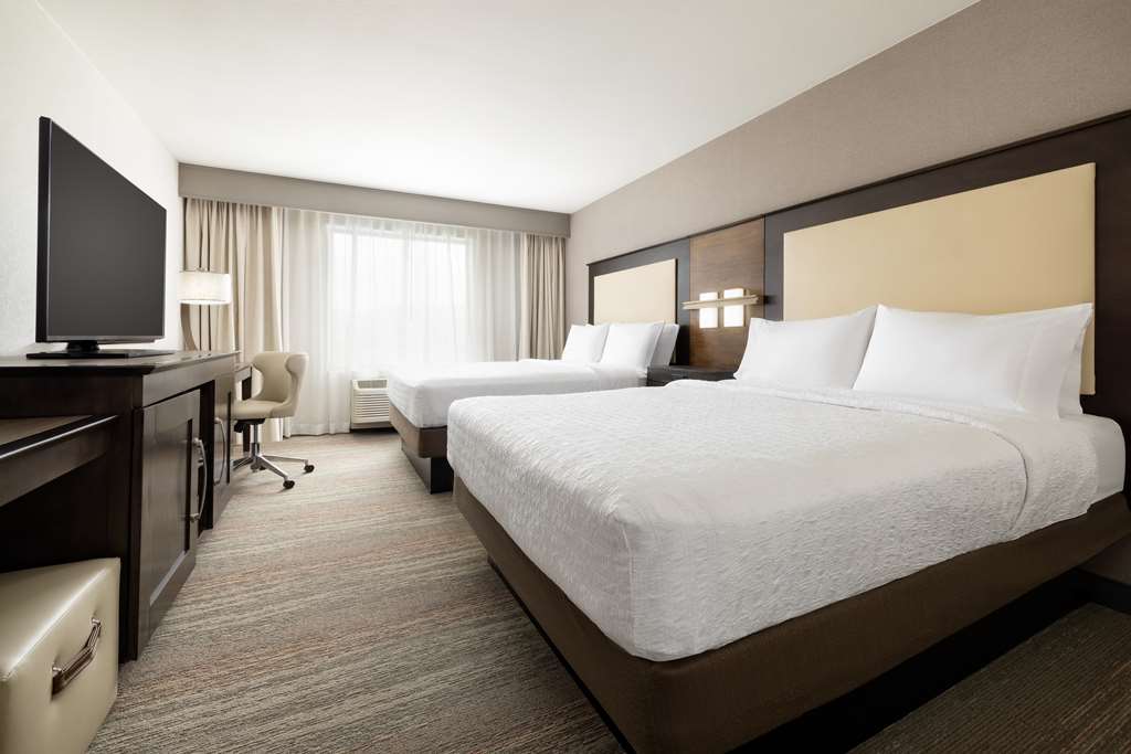 Фото Hampton Inn & Suites Napa