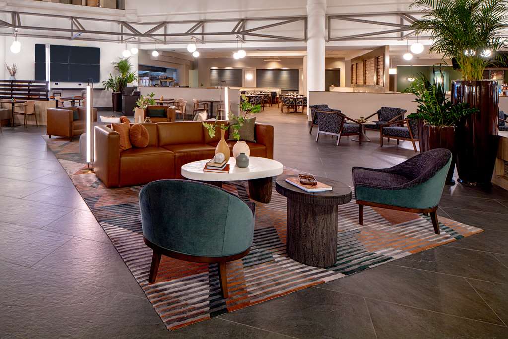 Фото DoubleTree Suites by Hilton Hotel Salt Lake City