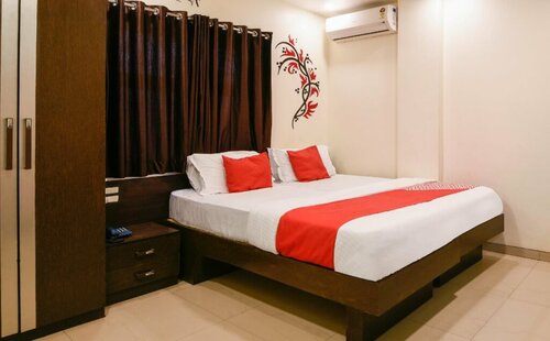 Гостиница Hotel Mrunal Palace by Oyo Rooms в Аурангабаде