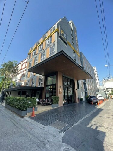 Fx Hotel Nana