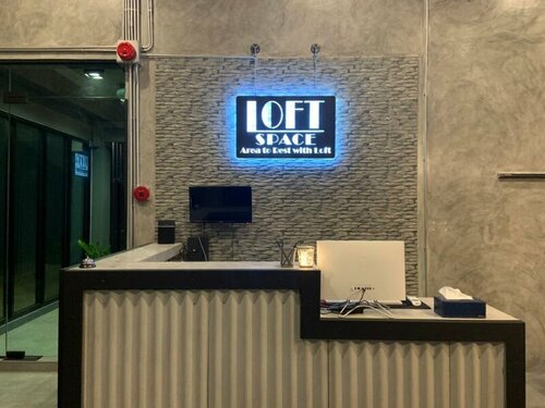 Гостиница Loft Space Hotel в Ранонге