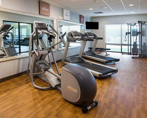 Гостиница Comfort Suites Bossier City - Shreveport East в Бошьер Сити