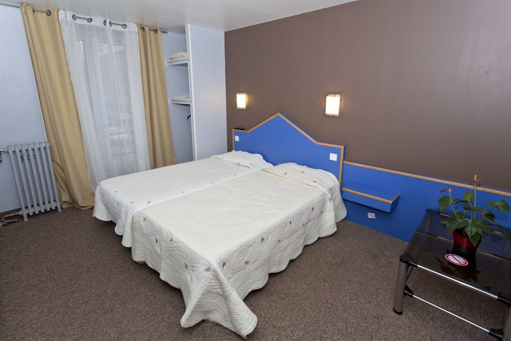 Фото Hipotel Paris Père Lachaise République