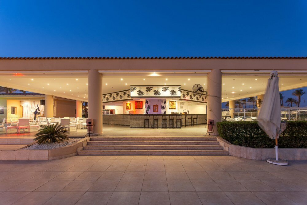 Пляж клеопатра хургада