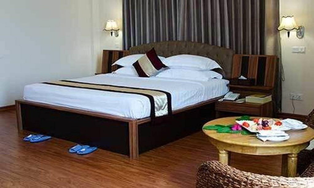 Фото Oattara Thiri Hotel