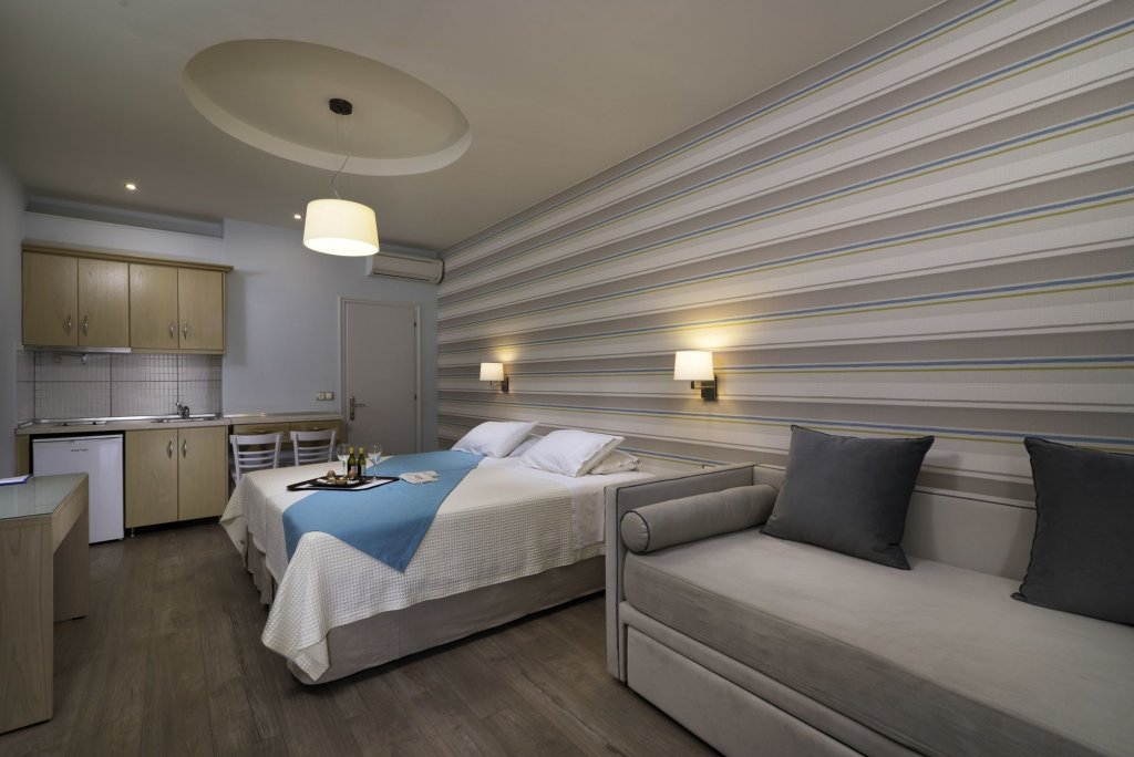 Фото Kamelia & Semeli Hotel