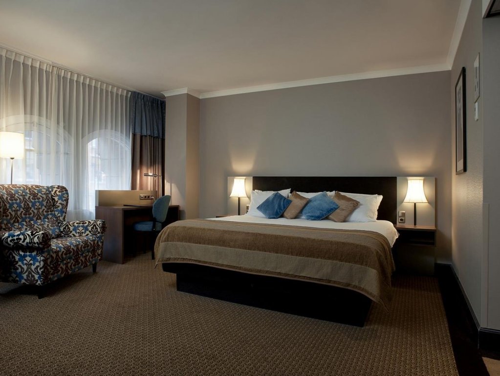 Фото отеля 2