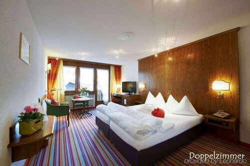 Внешний вид отеля Hotel Daniela в Церматте, фото 2