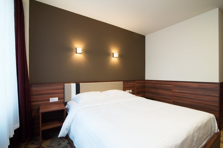 Фото Hotel King's Court