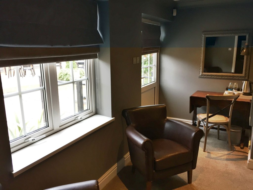 Фото The Knife and Cleaver