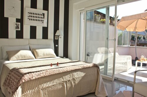 Гостиница Glamroom Luxury Terrace в Риме
