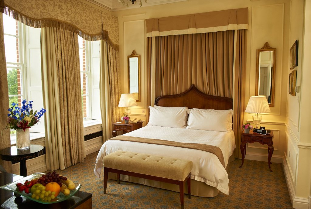 Фото Four Seasons Hotel Hampshire