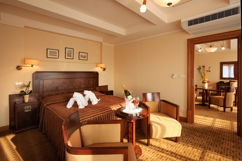 Фото Majestic Plaza Hotel Prague