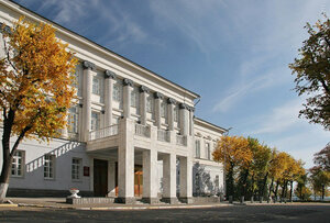 Ulyanovsk Regional Scientific Library named after V.I. Lenin (Karamzina Lane, 3/2) ، مكتبة