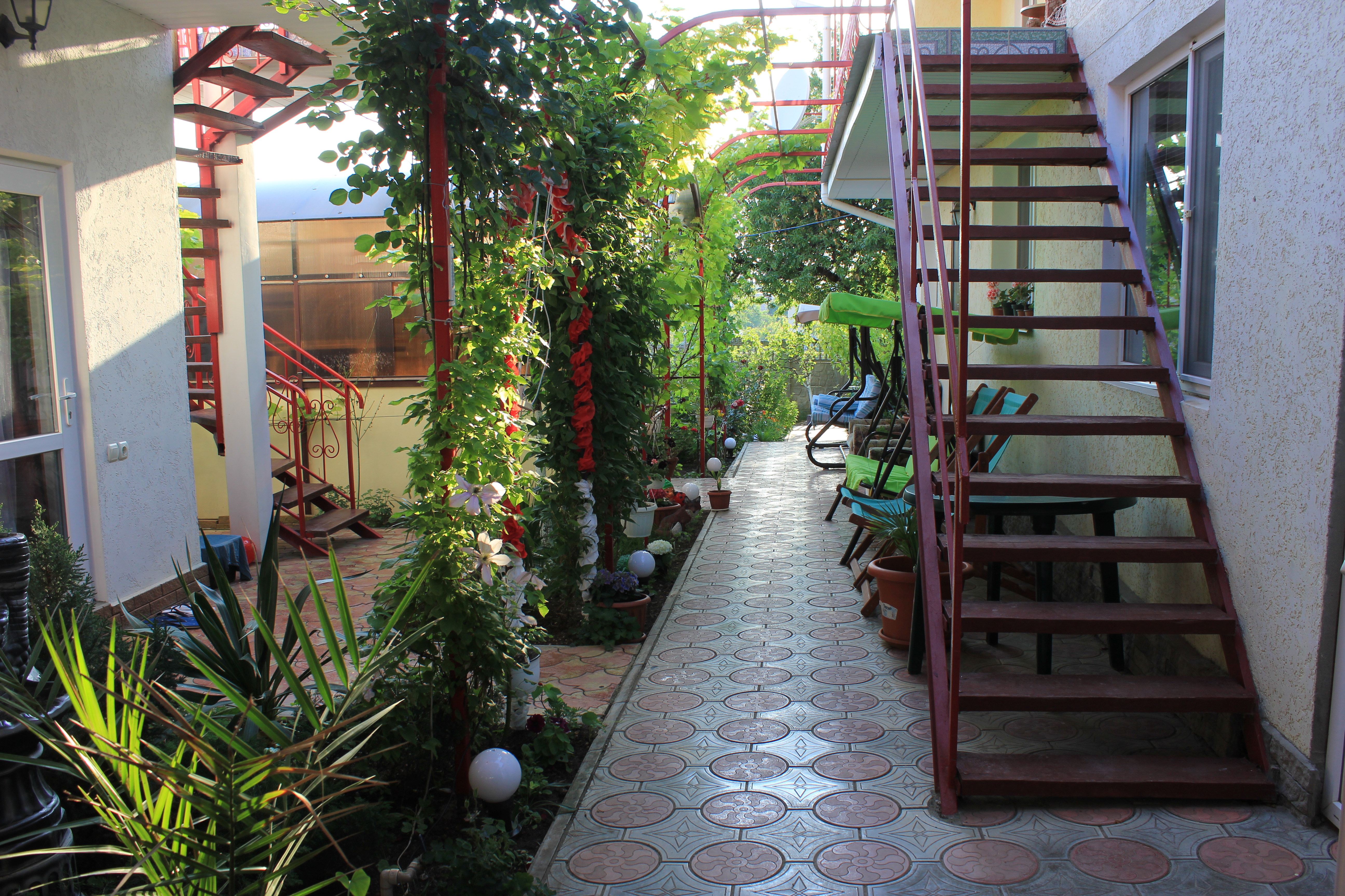 Фото отеля 1