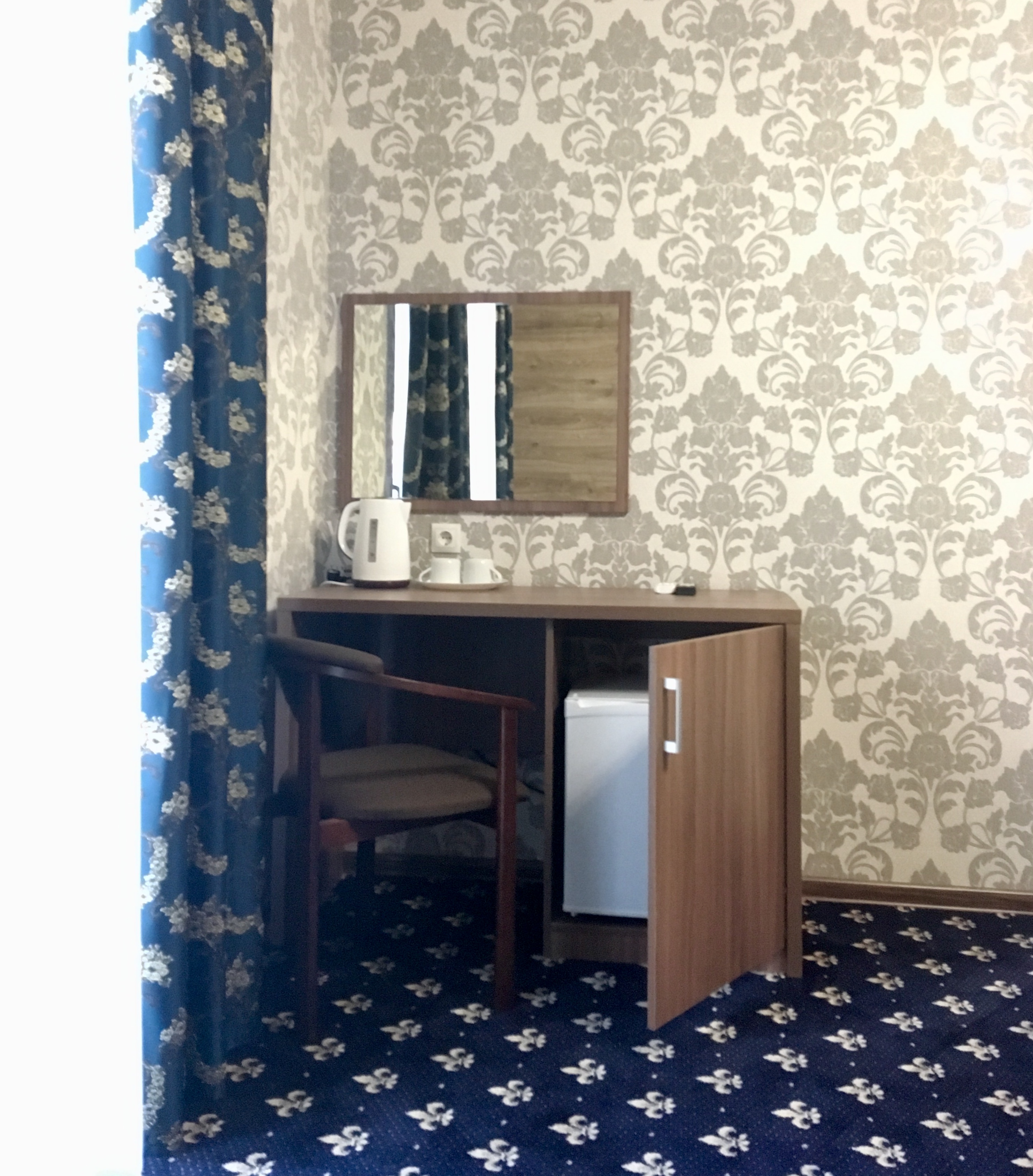 Фото Солнечный