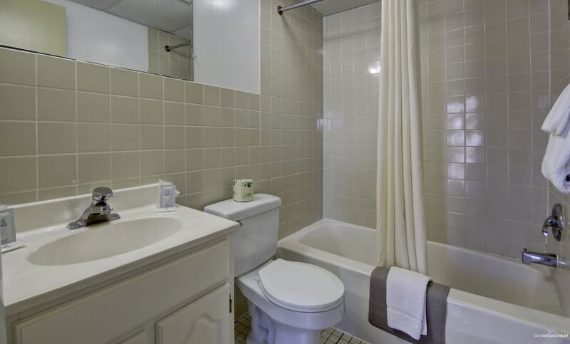 Фото Crystal Sands Motel