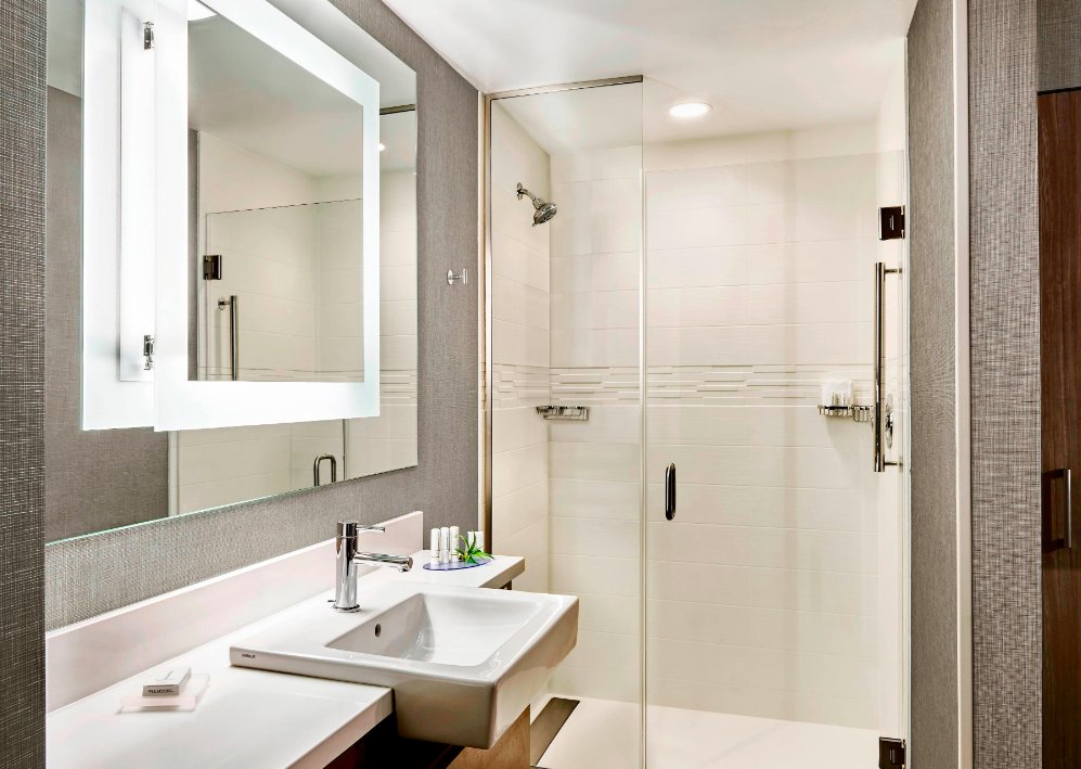 Фото SpringHill Suite San Diego Carlsbad