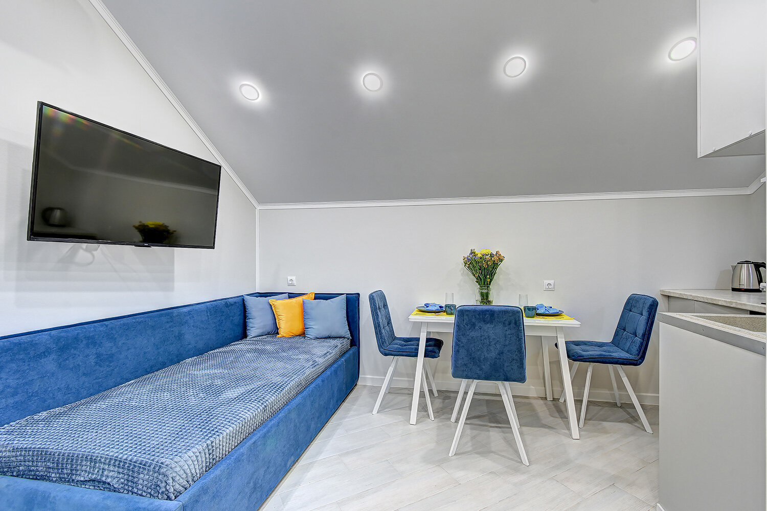 Фото МореСолнцеАпарт на улице Прибрежная 10