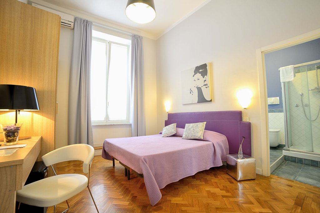 Фото SpaccaNapoli Comfort Suites