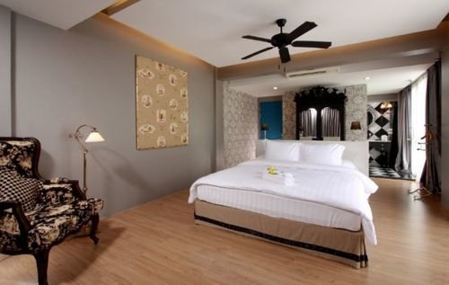 Фото Sky Lantern Hotel