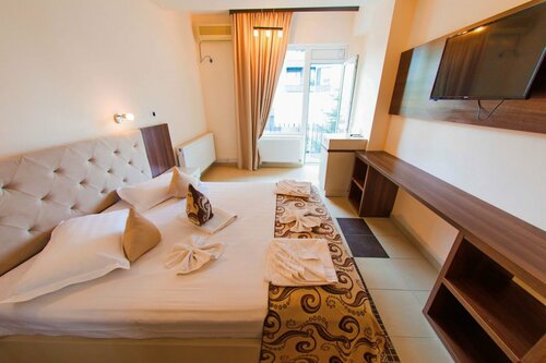 Гостиница Jijo's Hotel в Мамае