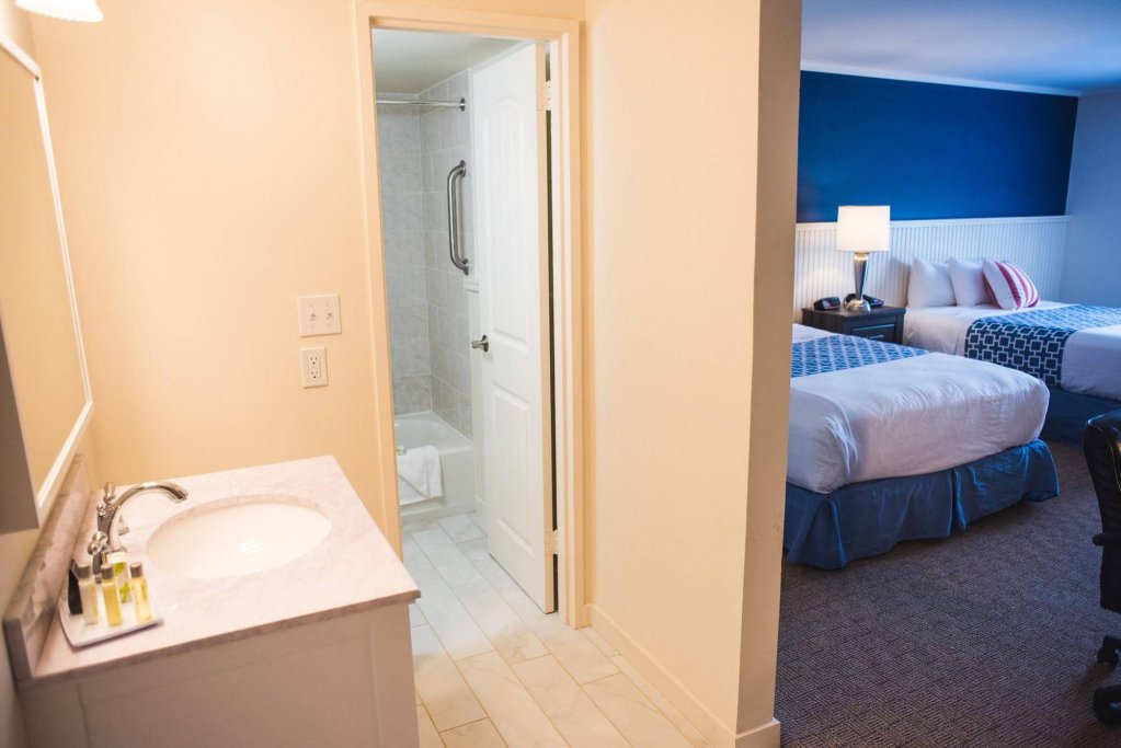 Фото The Circle Hotel Fairfield