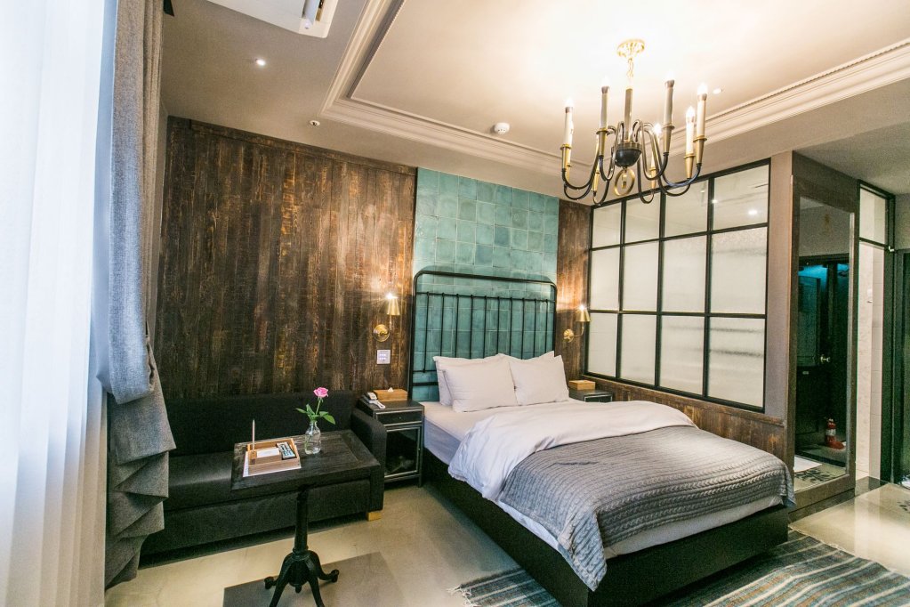 Фото February Hotel The Signature Dongseongro