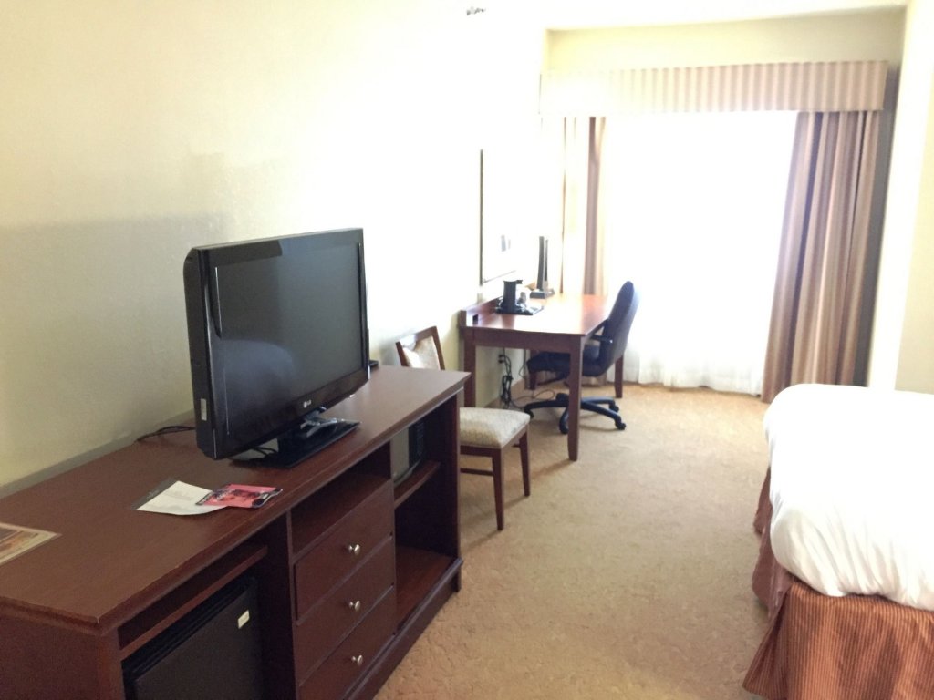 Фото Country Inn & Suites by Radisson, Atlanta Downtown South at Turner Field, Ga