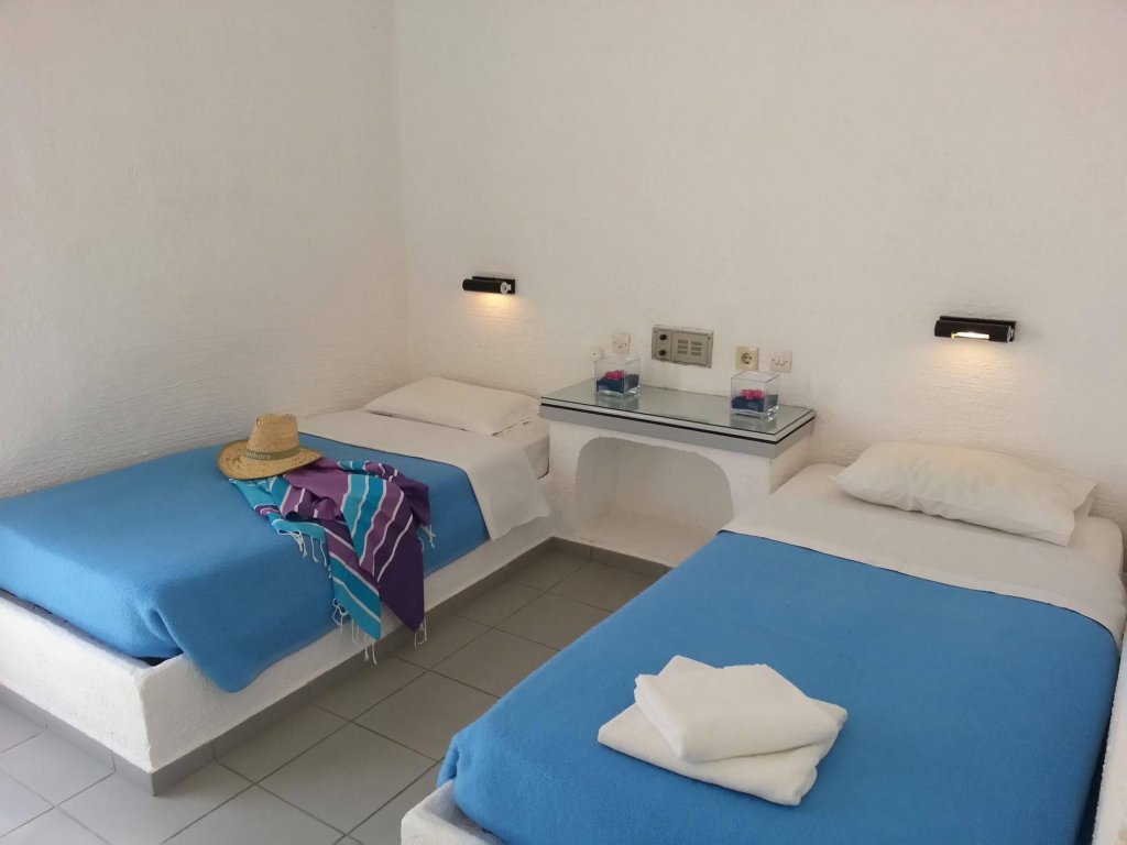 Фото Iro Hotel