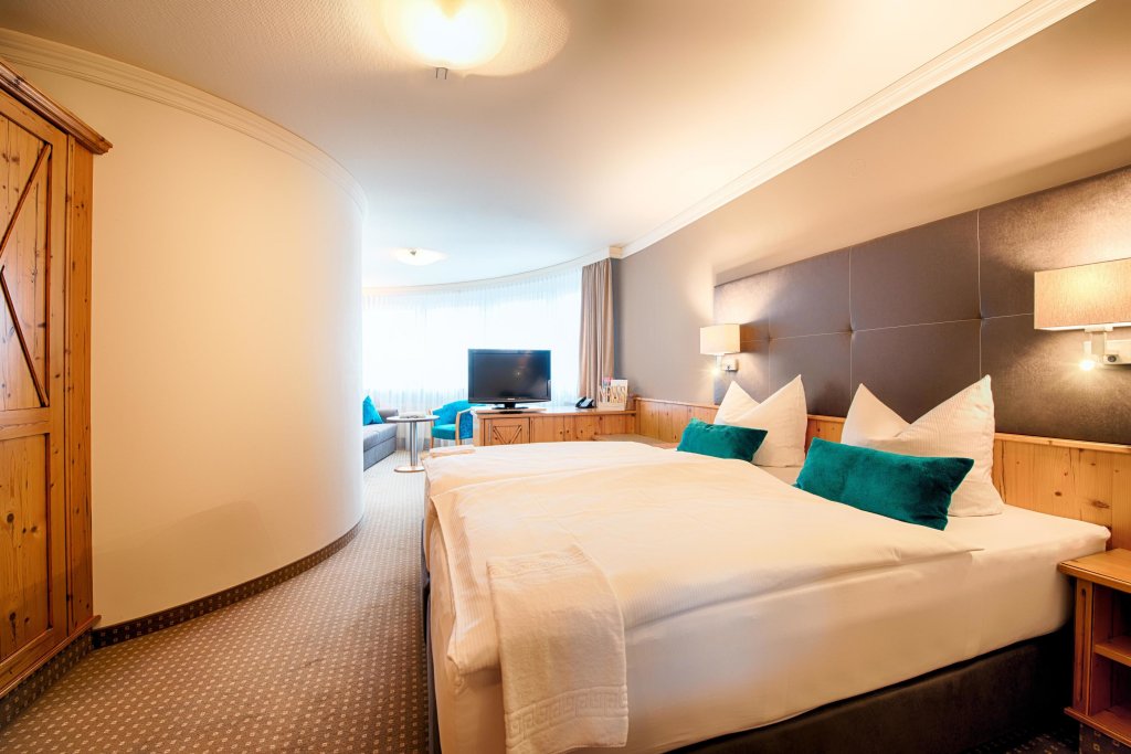 Фото Hotel Landhaus Feckl