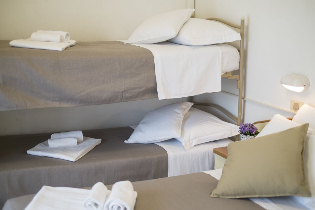 Фото Hotel Mamy