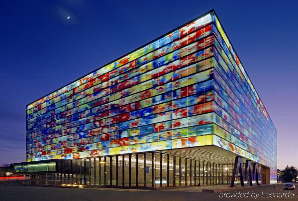 Фото отеля 2