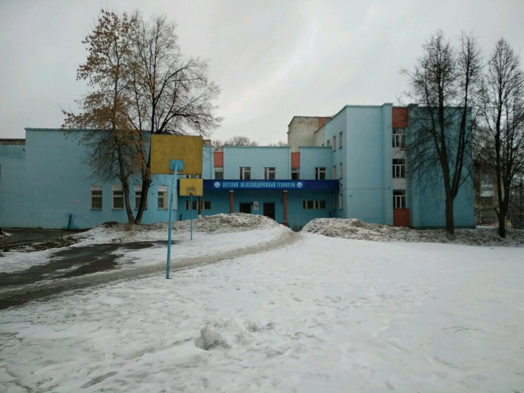 Residencia estudiantil Kogau Spo Vyatsky zheleznodorozhny tekhnikum Obshchezhitiye, , foto