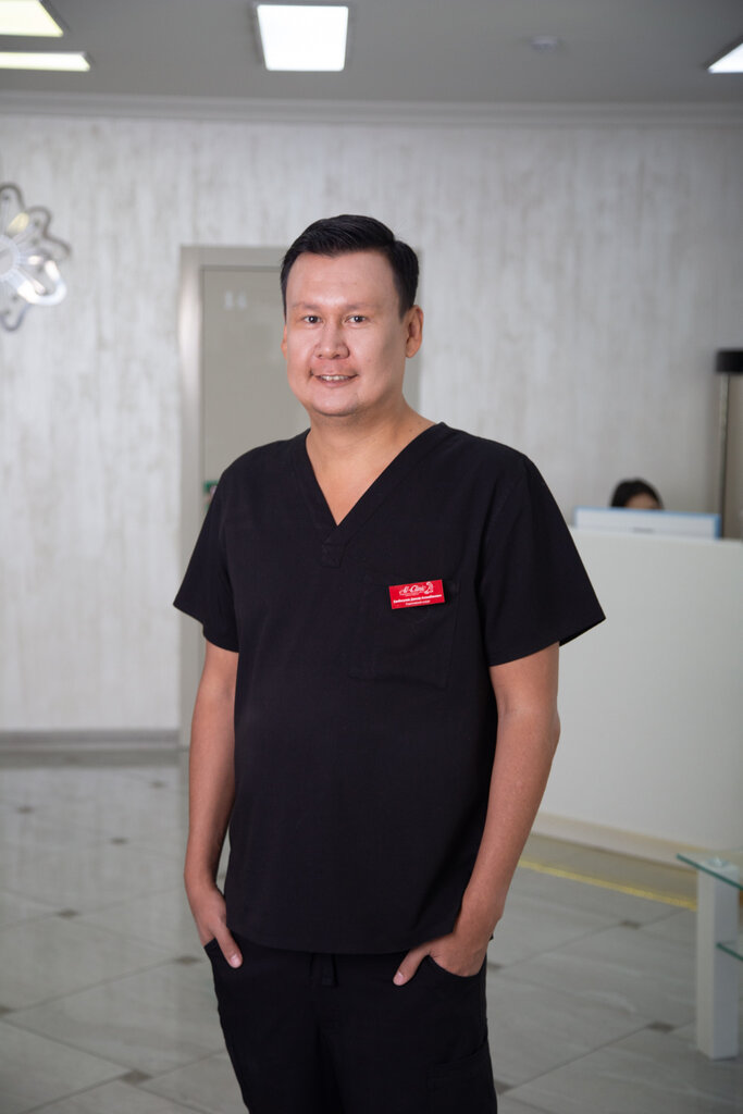 Cirugía plástica Plastic surgeon Baibosunov Daniyar Almazbekovich, , foto
