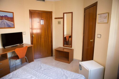 Гостиница Hotel Madrid