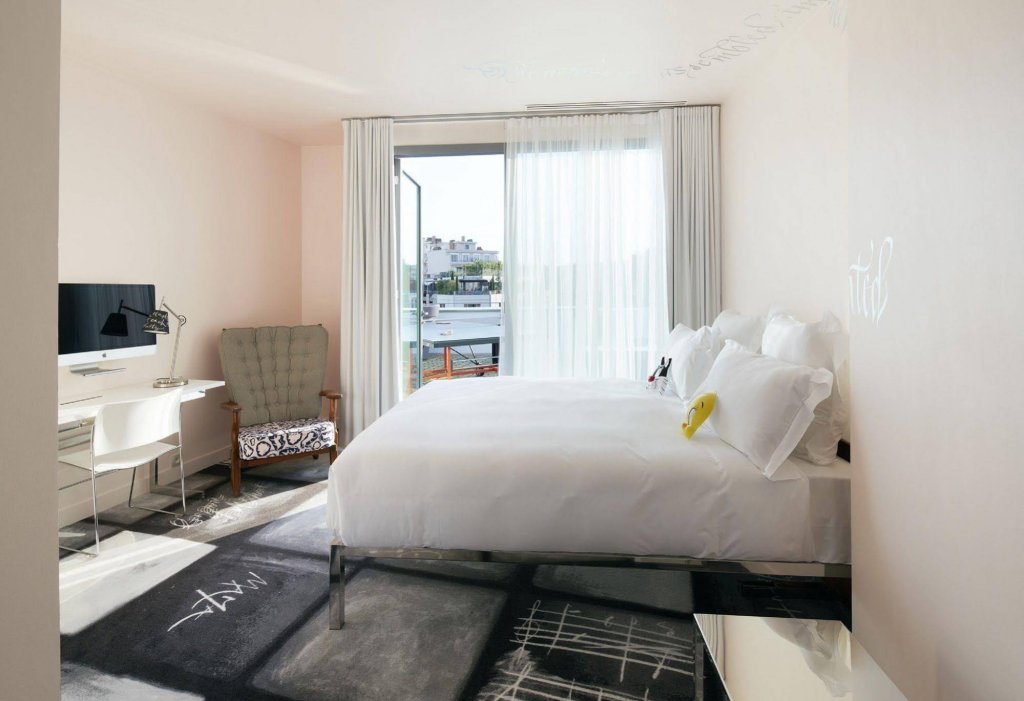 Фото Mama Shelter Lyon