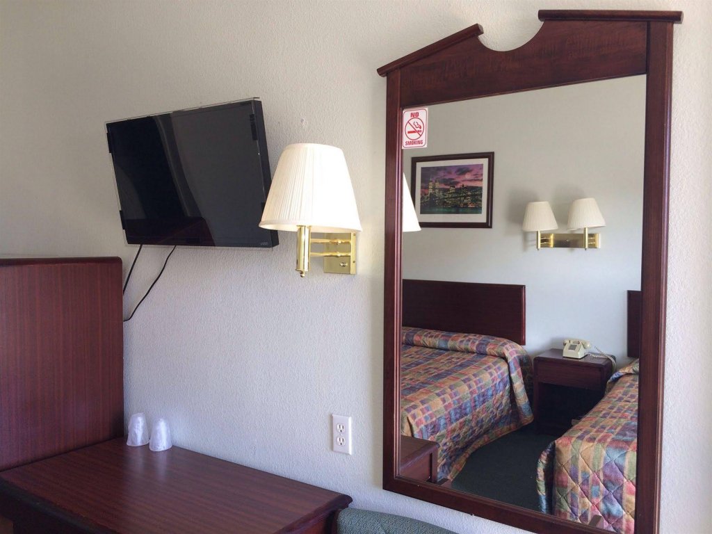 Фото Hotel New York Inn