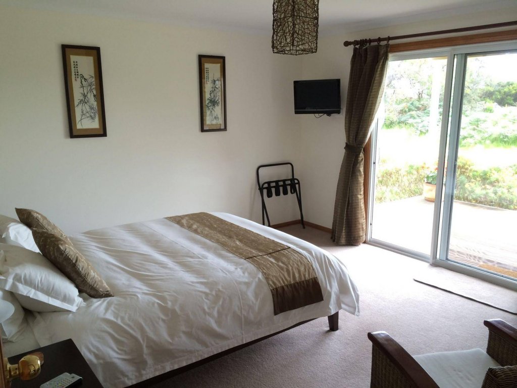 Фото Harpers on the Beach