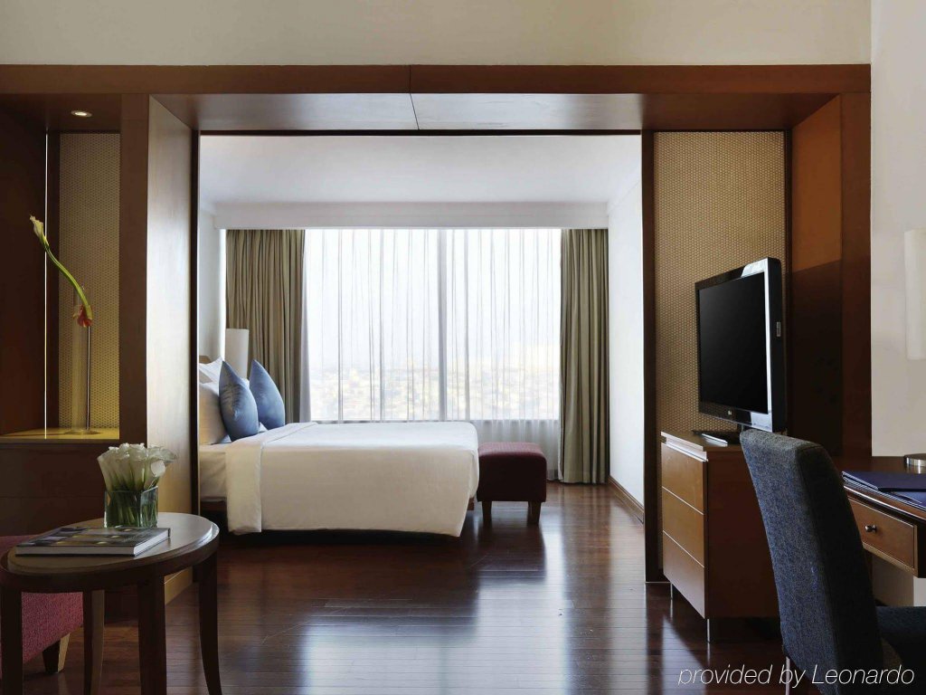 Фото Novotel Jakarta Mangga Dua Square Hotel