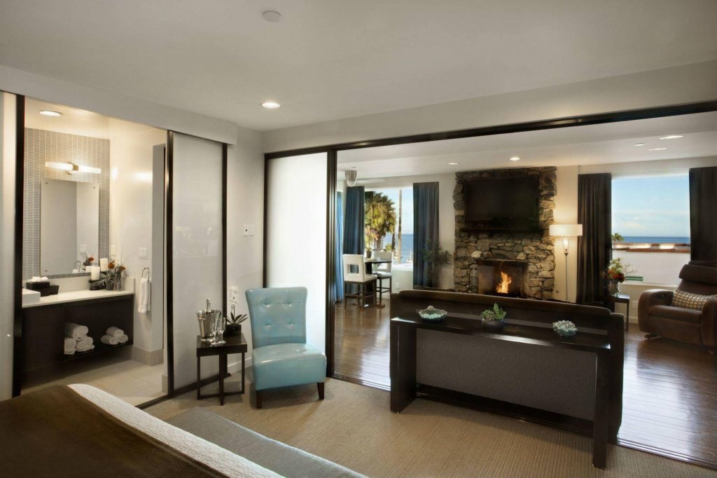 Фото Aurora Hotel