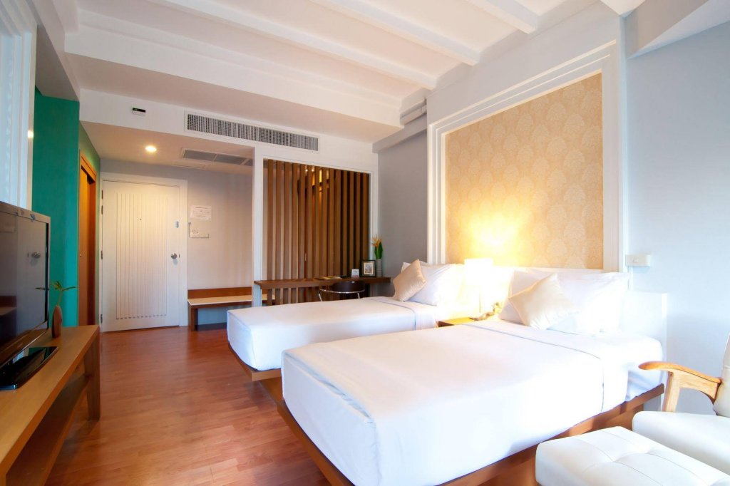Фото Sandalay Resort Pattaya