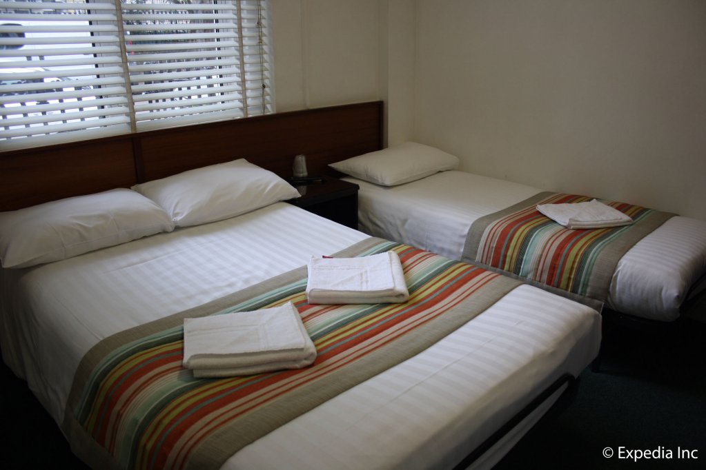 Фото Howard Winchester Hotel