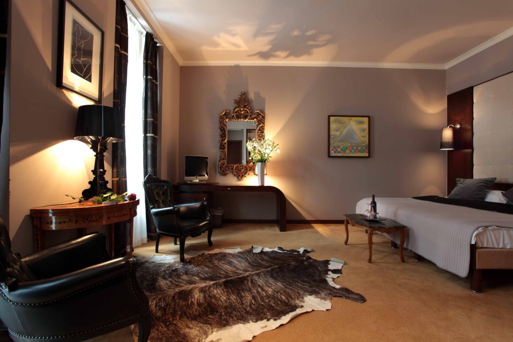 Фото Friday Hotel