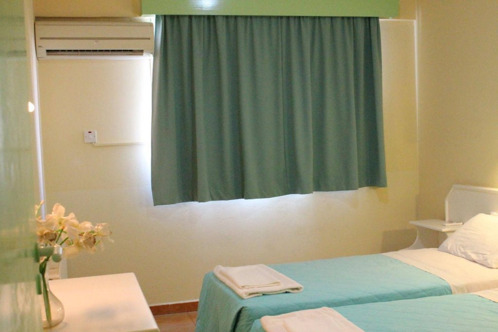 Фото A. Maos Hotel Apartments