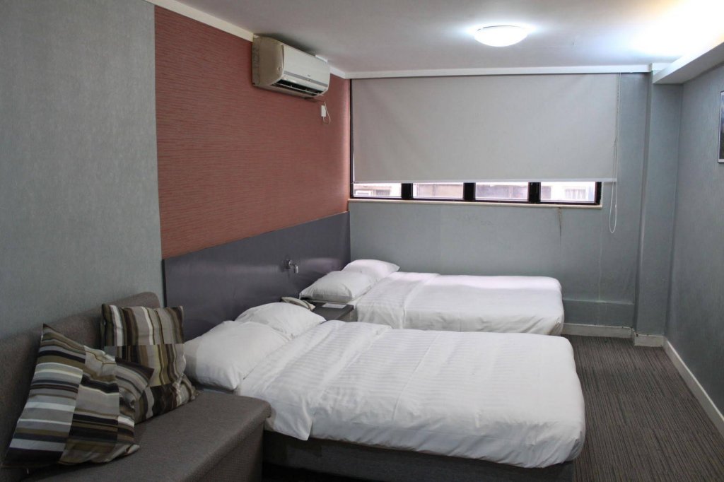 Фото Goodrich Hotel