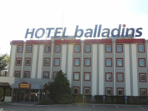 Гостиница Hôtel balladins Bobigny в Бобиньях