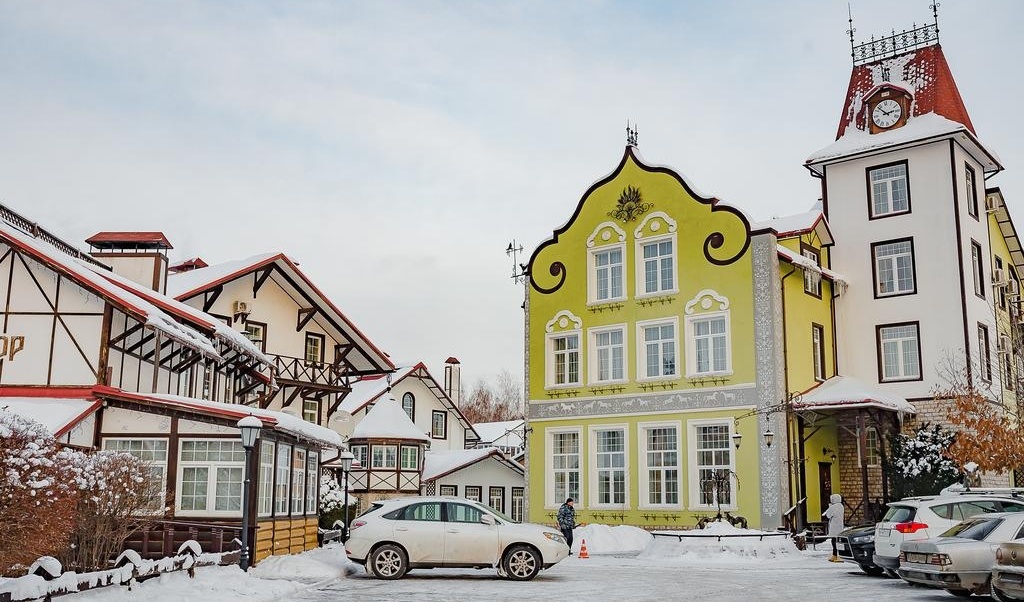 Фото Конюшенный двор